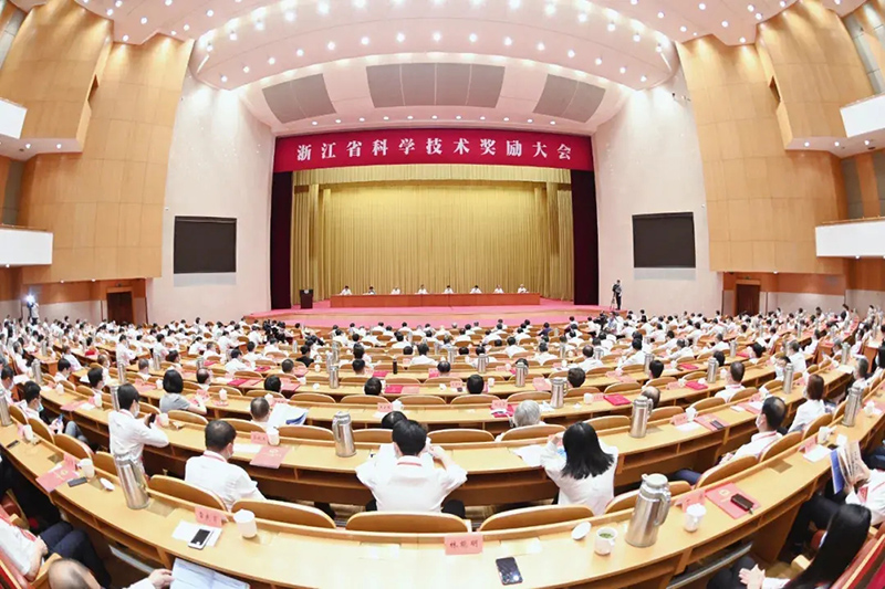 1623889530517437OwxW.jpg 會議現(xiàn)場照片.jpg